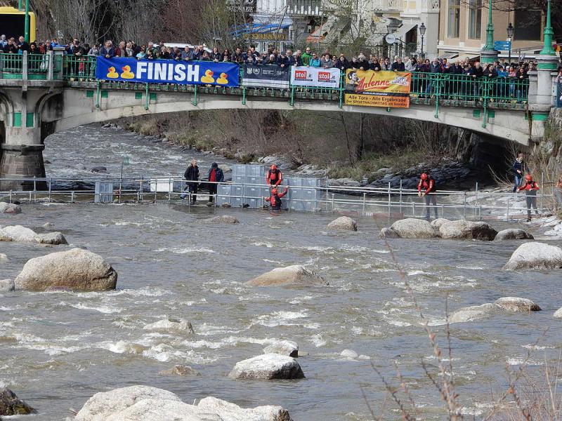 2. Entenrennen in der Passerstadt Meran 2. Entenrennen in der Passerstadt Meran
